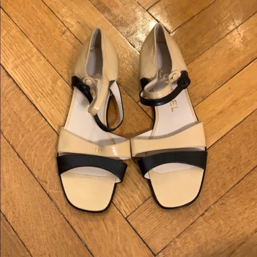 Vintage Chanel Sandal in brand new condition